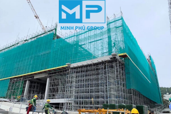 Lưới bao che công trình xây dựng khổ 3mx50m màu xanh lá - Green - Minh Phú Group - Hotline 0971.379.789