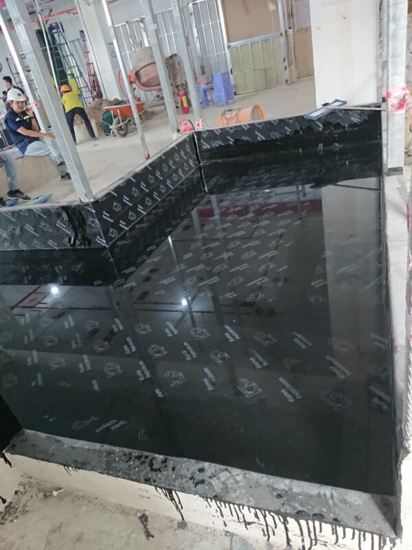 Xử lý chống thấm sàn tại Vincom Plaza bằng màng tự dính KP 2mm . Lh tư vấn - mua hàng 0971.379.789