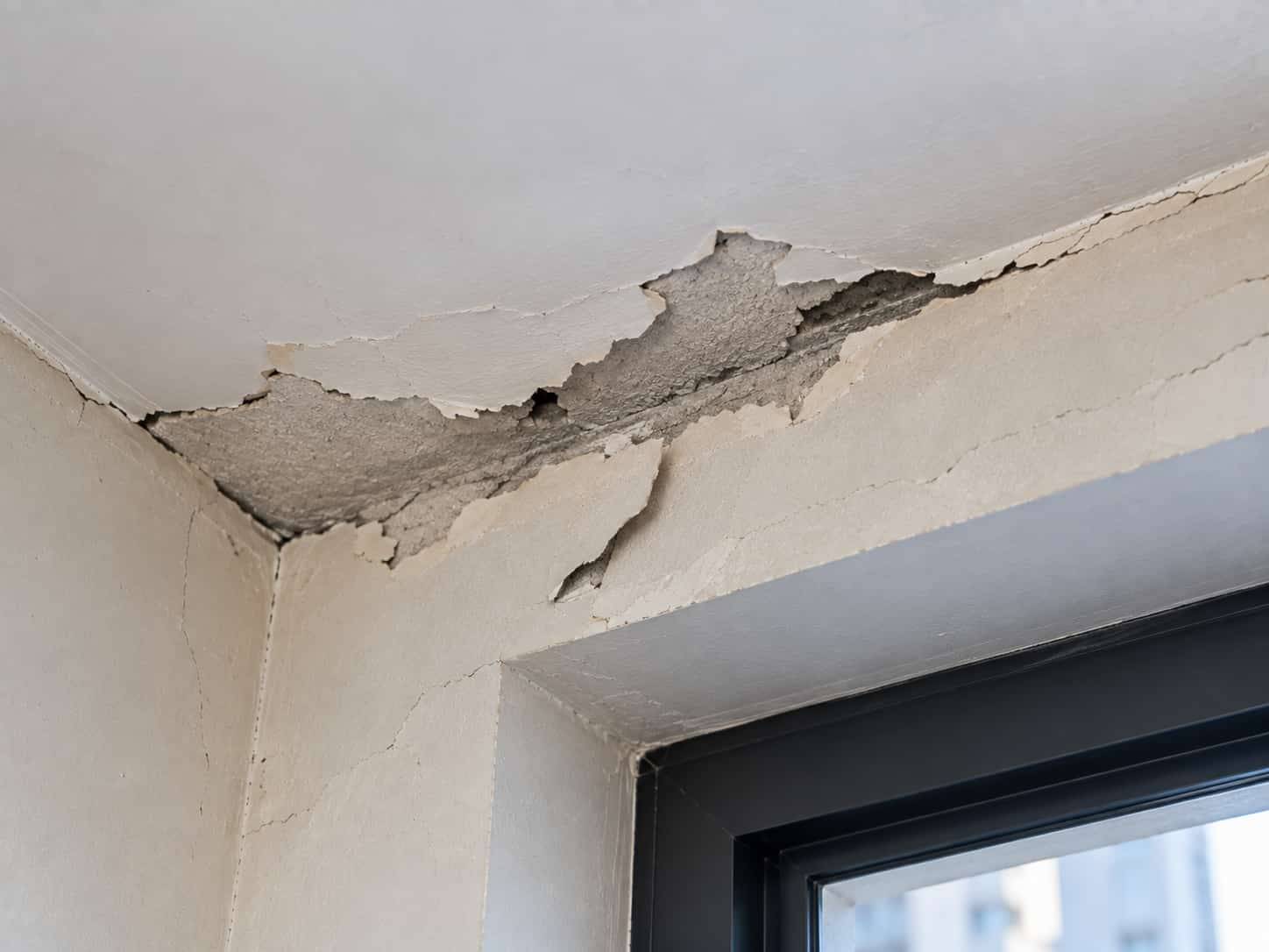 Nứt Cổ Trần Nhà Do Đâu? Cách Xử Lý Hạn Chế Nứt Lại